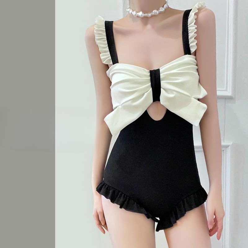 Leuke badkleding met strikdeta - Swimsuit One Piece recensie en prijs